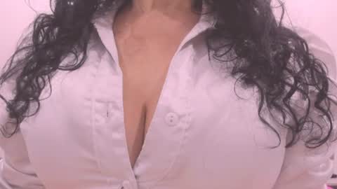 Snapshot of 00valeriasexxx chatting on July 10, 2:05 am Valeria online show from July 10, 2:05 am