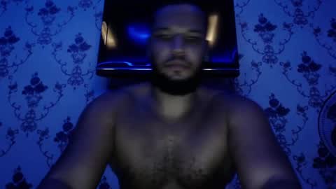 Snapshot of 0_kingsley chatting on January 5, 11:55 pm Kingsley online show from January 5, 11:55 pm