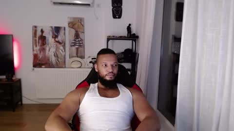 Snapshot of 0_kingsley chatting on October 1, 12:11 pm Kingsley online show from October 1, 12:11 pm