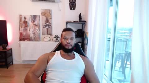 Snapshot of 0_kingsley chatting on October 7, 10:01 am Kingsley online show from October 7, 10:01 am