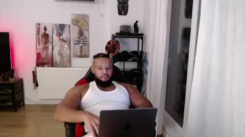 Kingsley online show from April 25, 2:03 am