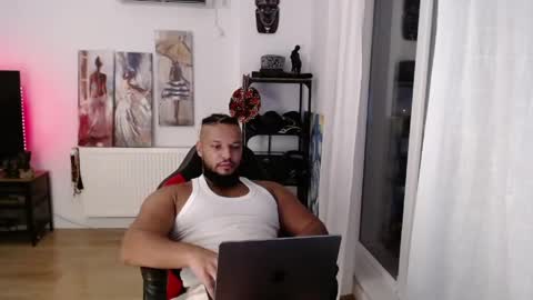 Kingsley online show from May 8, 10:48 pm