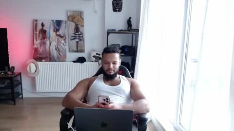 Kingsley online show from May 23, 5:06 pm
