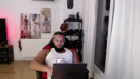 Kingsley online show from June 13, 8:07 pm