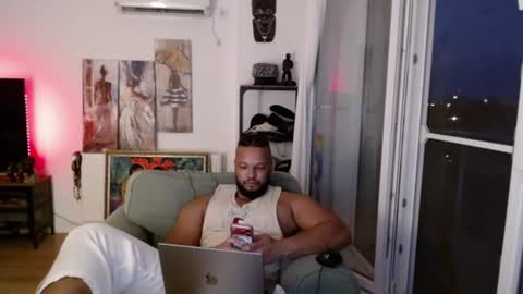 Kingsley online show from July 5, 6:26 pm
