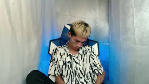 Snapshot of 0cir_asiansatisfy chatting on January 5, 6:00 pm RICK online show from January 5, 6:00 pm