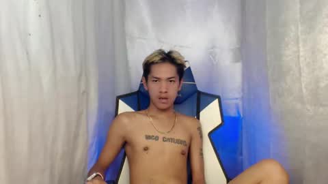 Snapshot of 0cir_asiansatisfy chatting on February 12, 6:19 am RICK online show from February 12, 6:19 am