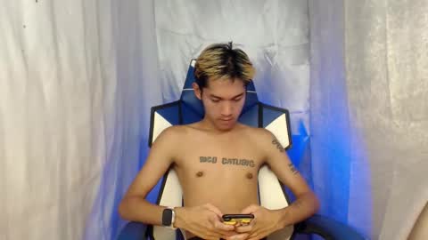 Snapshot of 0cir_asiansatisfy chatting on February 15, 9:30 am RICK online show from February 15, 9:30 am