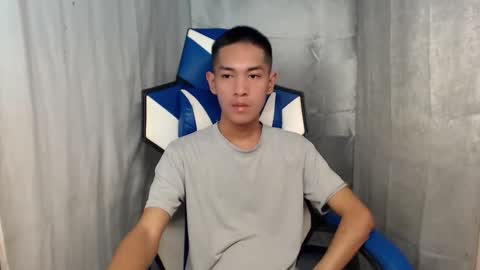 Snapshot of 0cir_asiansatisfy chatting on February 25, 3:32 pm RICK online show from February 25, 3:32 pm