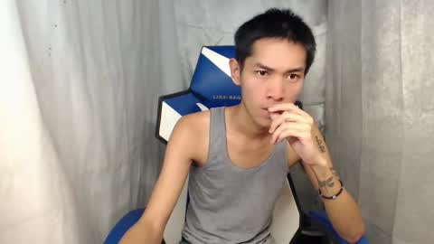 Snapshot of 0cir_asiansatisfy chatting on April 4, 6:16 pm RICK online show from April 4, 6:16 pm