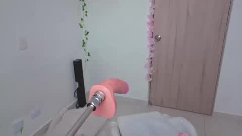 Steven  e online show from November 4, 7:02 pm