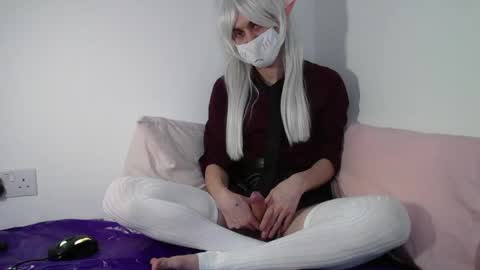 Snapshot of 0tter__chan chatting on April 26, 5:10 pm 0tter chan online show from April 26, 5:10 pm