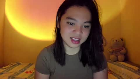 Snapshot of 0wwlo0k chatting on December 13, 6:42 am 0wwlo0k online show from December 13, 6:42 am