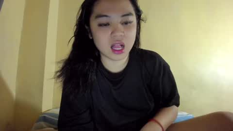 Snapshot of 0wwlo0k chatting on February 9, 8:54 am 0wwlo0k online show from February 9, 8:54 am