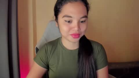 Snapshot of 0wwlo0k chatting on October 10, 4:00 am 0wwlo0k online show from October 10, 4:00 am