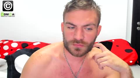 10in_deluxe online show from December 3, 8:38 am