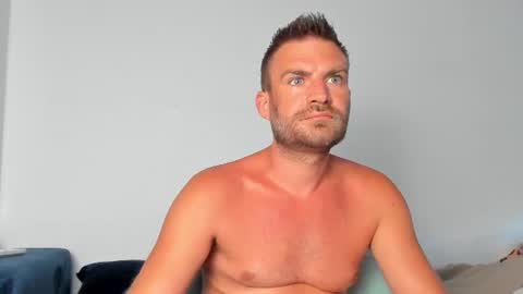 10in_deluxe online show from July 7, 8:29 am