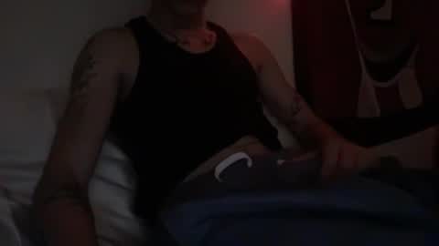 Snapshot of 10incock18 chatting on December 15, 12:53 pm 10incock18 online show from December 15, 12:53 pm