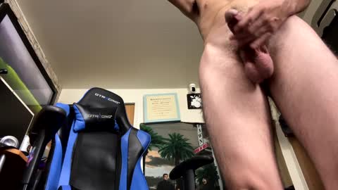 Snapshot of 1200proof60 chatting on December 7, 9:06 am 1200proof60 online show from December 7, 9:06 am