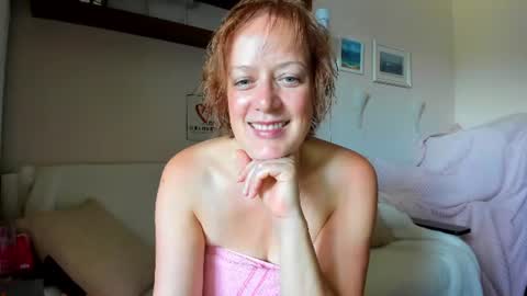 12ennie online show from August 5, 7:33 am