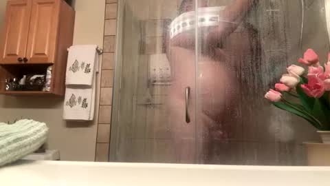 12sil online show from February 18, 1:51 pm