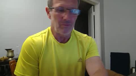Snapshot of 13glanmorfa chatting on May 22, 4:19 am 13glanmorfa online show from May 22, 4:19 am