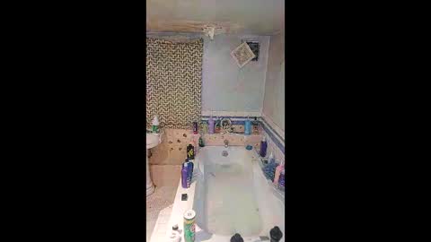 1511russell online show from March 29, 1:44 pm