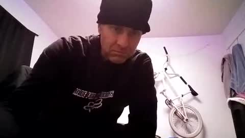 Snapshot of 16025834916 chatting on February 8, 8:42 am 623-302-4866 azlivin online show from February 8, 8:42 am