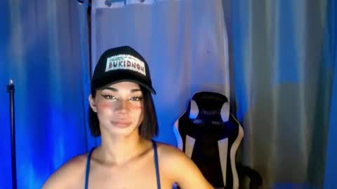 Snapshot of 18_nicole chatting on March 12, 9:02 am barbie online show from March 12, 9:02 am