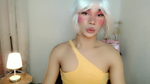 Snapshot of 18_nicole chatting on November 22, 8:13 am barbie online show from November 22, 8:13 am