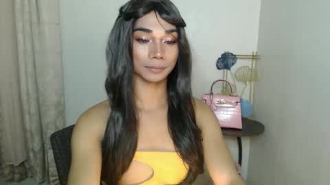 Snapshot of 18_nicole chatting on November 24, 11:21 am barbie online show from November 24, 11:21 am