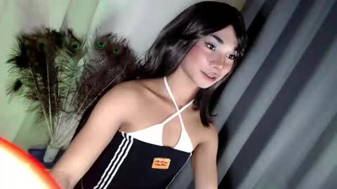 Snapshot of 18_nicole chatting on March 2, 5:42 pm barbie online show from March 2, 5:42 pm