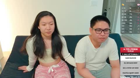 Snapshot of 18not20 chatting on November 21, 1:04 am Tong Ralph online show from November 21, 1:04 am