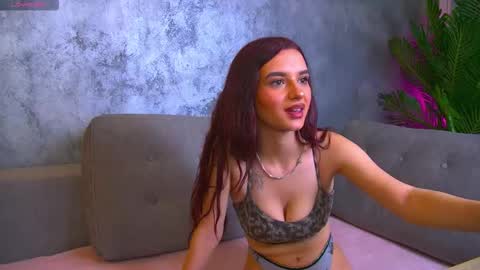 Snapshot of 18perfectvibe chatting on January 17, 6:44 pm 18perfectvibe online show from January 17, 6:44 pm