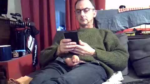 Snapshot of 18remy45 chatting on April 4, 3:31 pm 18remy45 online show from April 4, 3:31 pm
