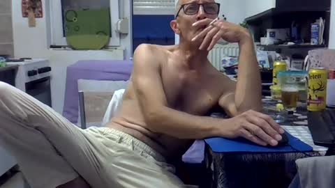 1973man online show from June 22, 6:38 pm