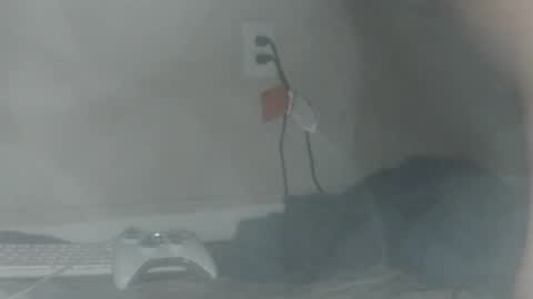 Snapshot of 1999mongoloid chatting on December 15, 12:04 am 1999mongoloid online show from December 15, 12:04 am