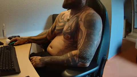 Snapshot of 19andre90 chatting on September 11, 8:36 am 19andre90 online show from September 11, 8:36 am