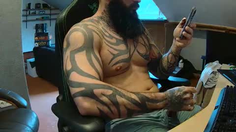 Snapshot of 19andre90 chatting on March 31, 7:20 am 19andre90 online show from March 31, 7:20 am