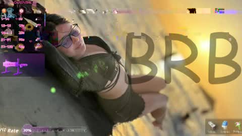 Snapshot of 1_scarllet_ chatting on May 11, 4:04 pm 1_scarllet_ online show from May 11, 4:04 pm