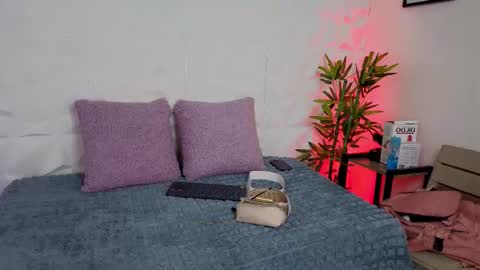 anya online show from November 11, 11:43 am