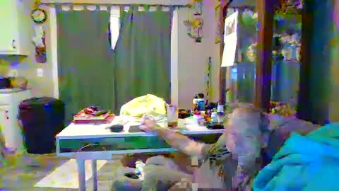 Snapshot of 1driver chatting on December 9, 1:07 am 1driver online show from December 9, 1:07 am