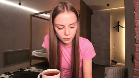 Snapshot of 1i1ypa1mer chatting on November 15, 12:52 am Lily 3 online show from November 15, 12:52 am