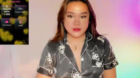 1lovelymess online show from January 17, 12:10 pm