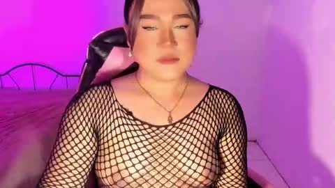 1lovelymess online show from September 22, 3:41 am