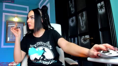 Moona  online show from December 29, 3:24 pm