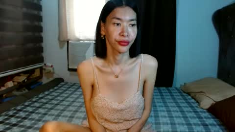 Snapshot of 1perfectmodel4u chatting on June 16, 5:43 am 1perfectmodel online show from June 16, 5:43 am