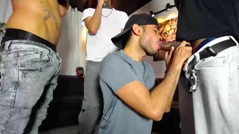 pushman online show from December 1, 11:48 am