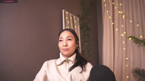 Rei online show from December 19, 9:22 pm