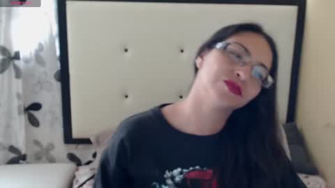 Snapshot of 1sasha_grey__1 chatting on July 16, 9:32 pm paola online show from July 16, 9:32 pm